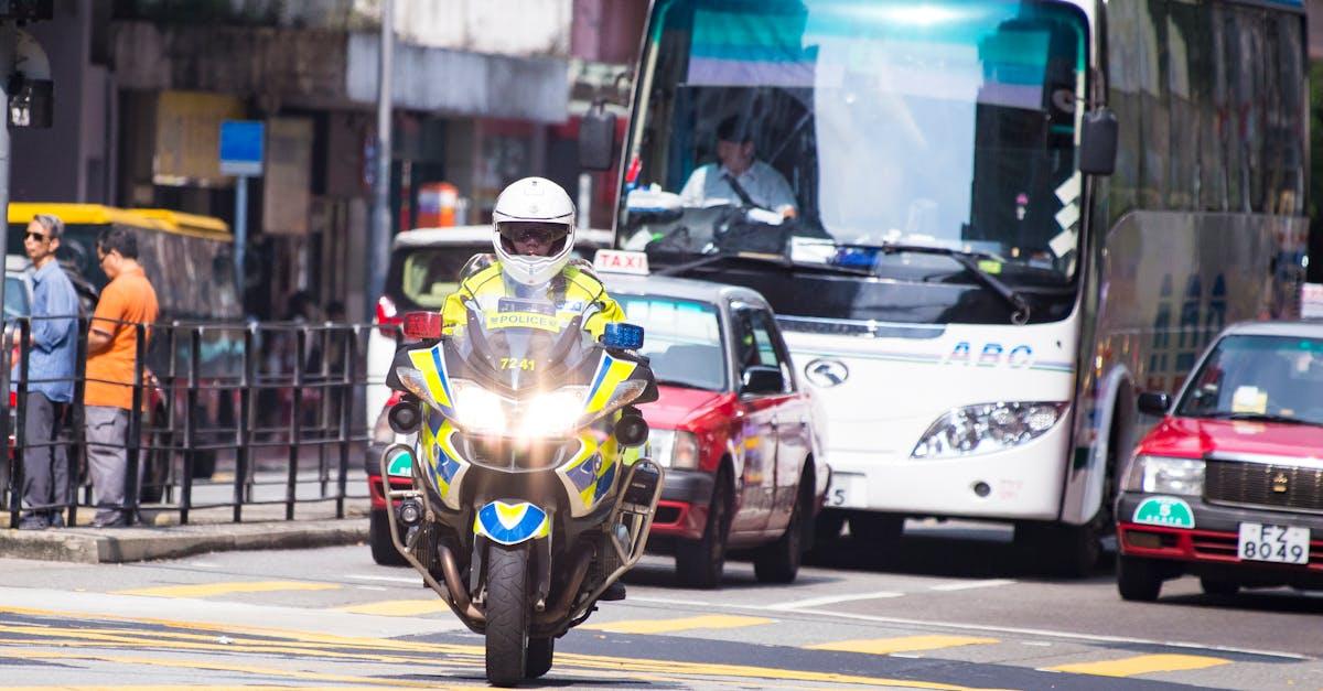 découvrez notre service de taxis, rapide et fiable, pour tous vos déplacements en ville. profitez d'un trajet confortable avec des chauffeurs expérimentés et un service à la demande 24/7.