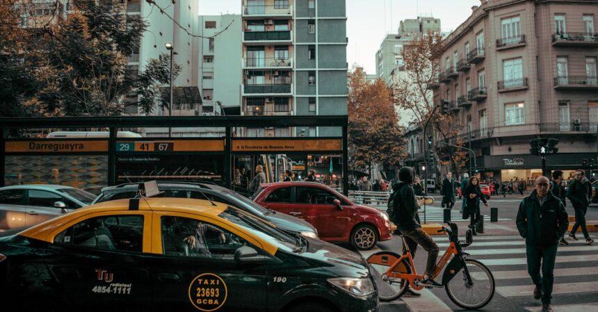 découvrez notre service de taxis fiable et confortable, offrant des trajets rapides et sécurisés dans votre ville. réservez facilement en ligne ou par téléphone et profitez d'un transport de qualité pour toutes vos déplacements.