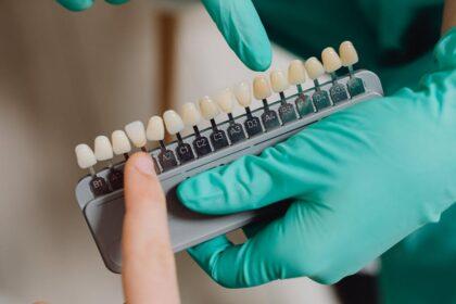 découvrez notre service de blanchiment dentaire pour des dents éclatantes et un sourire radieux. obtenez des résultats visibles rapidement et en toute sécurité grâce à nos techniques modernes. transformez votre sourire dès aujourd'hui!