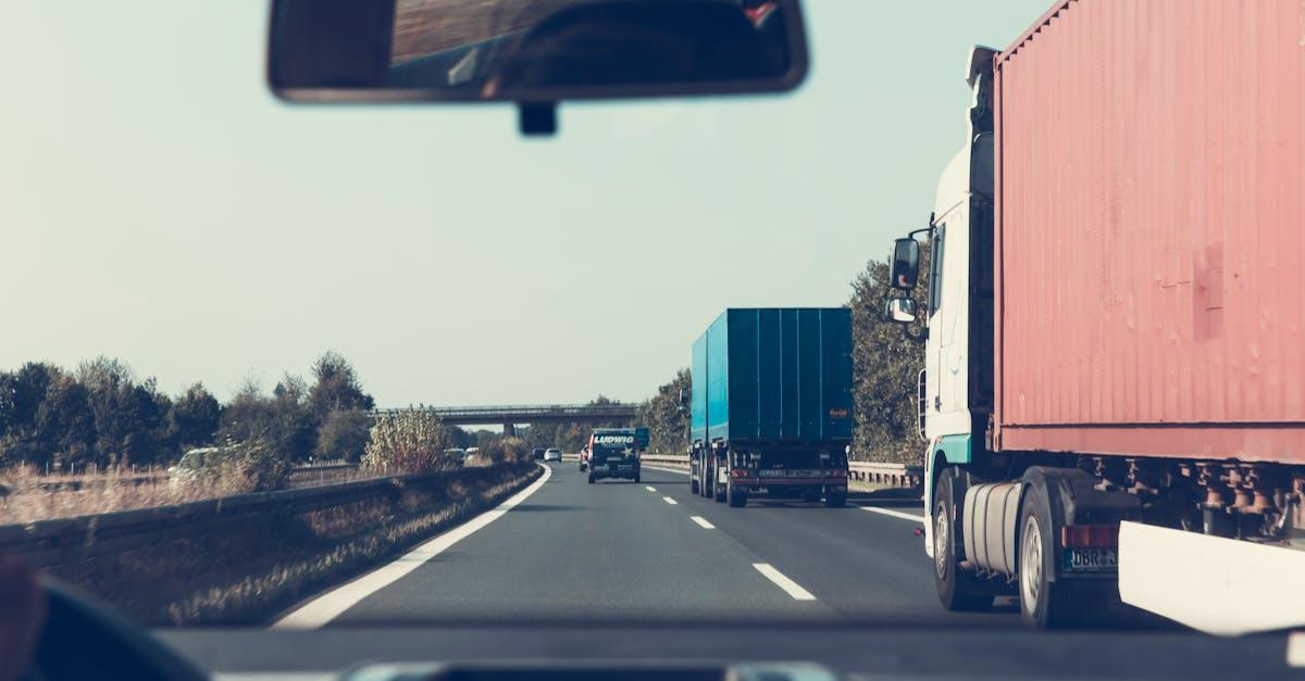 découvrez nos services de transport sur mesure, adaptés à tous vos besoins. que ce soit pour des livraisons locales ou internationales, nous garantissons rapidité, fiabilité et sécurité. faites confiance à notre expertise pour un transport efficace.