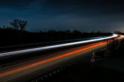 découvrez nos services de transport adaptés à vos besoins. que ce soit pour des trajets quotidiens, des livraisons de marchandises ou des voyages long-courriers, nous garantissons sécurité, fiabilité et efficacité. explorez nos solutions personnalisées et voyagez en toute sérénité.