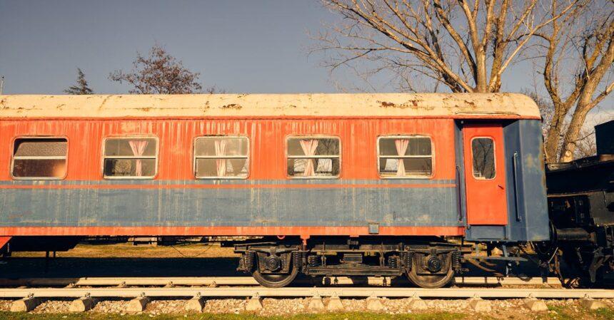 découvrez le réseau ferroviaire turc, une expérience unique à travers les paysages majestueux de la turquie. voyagez confortablement à bord des trains turcs et explorez des destinations emblématiques, alliant tradition et modernité. embarquez pour une aventure inoubliable !