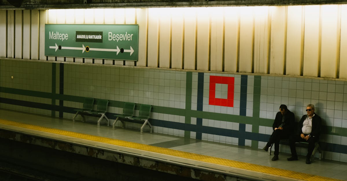 découvrez le métro d'ankara, un moyen moderne et pratique de parcourir la capitale turque. explorez ses lignes, horaires et stations pour profiter au mieux de vos déplacements en ville.
