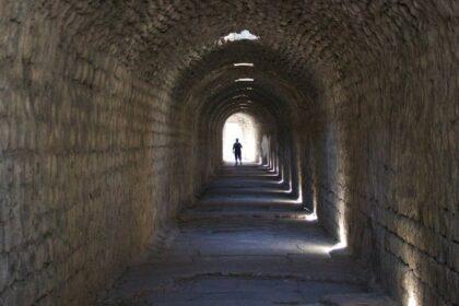 découvrez bergama, une ville historique de turquie, célèbre pour ses vestiges antiques, son architecture impressionnante et son riche patrimoine culturel. explorez les ruines de l'ancienne ville de pergame, classée au patrimoine mondial de l'unesco, et vivez une expérience inoubliable au cœur de l'histoire.