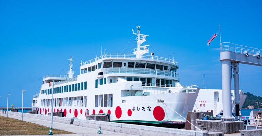 découvrez les terminaux de croisière : des points d'embarquement modernes et accueillants qui offrent des services de qualité pour un début de voyage inoubliable en mer. explorez nos installations, les destinations desservies et profitez d'une expérience utilisateur exceptionnelle.