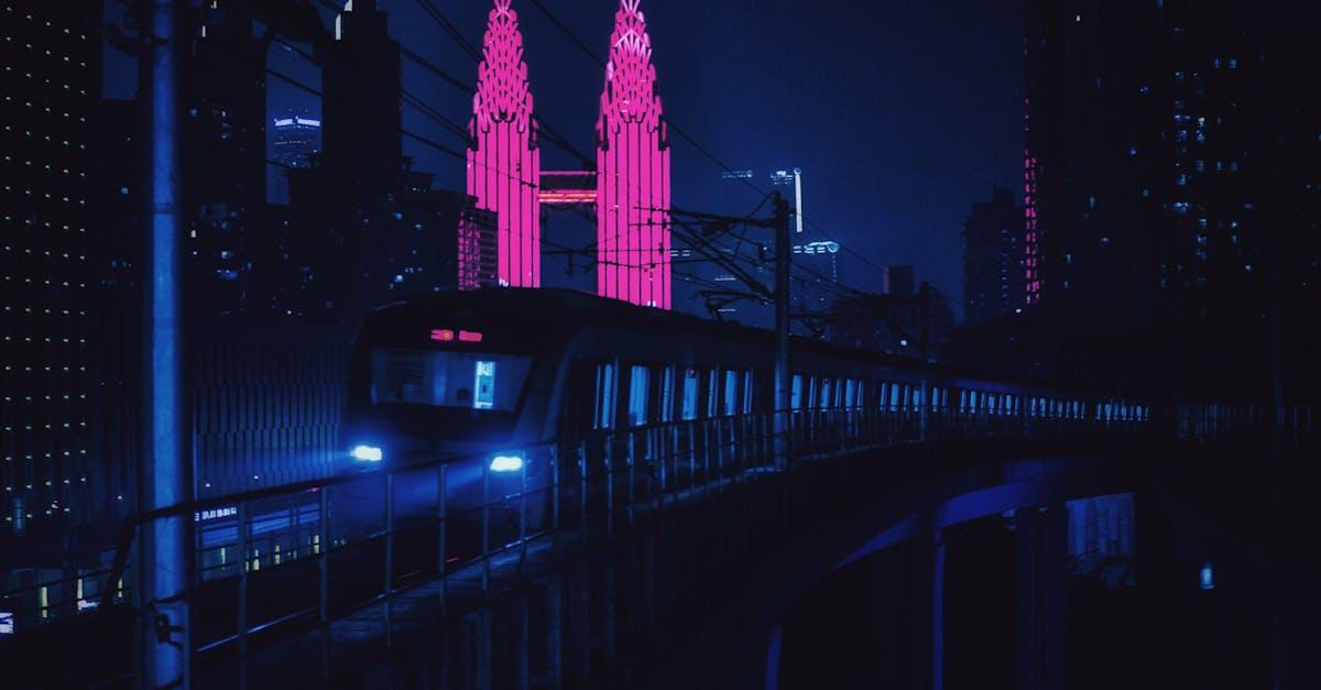 découvrez le programme des trains à grande vitesse pour planifier vos voyages en toute simplicité. consultez les horaires, consultez les destinations, et partez à l'heure avec notre guide des trains à grande vitesse.