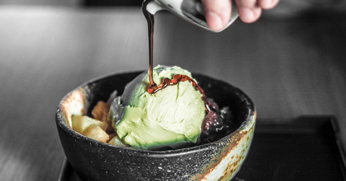 découvrez l'univers délicieux de la crème glacée : une multitude de saveurs irrésistibles, des recettes artisanales et des astuces pour préparer vos propres glaces maison. laissez-vous tenter par des moments de fraîcheur gourmande!