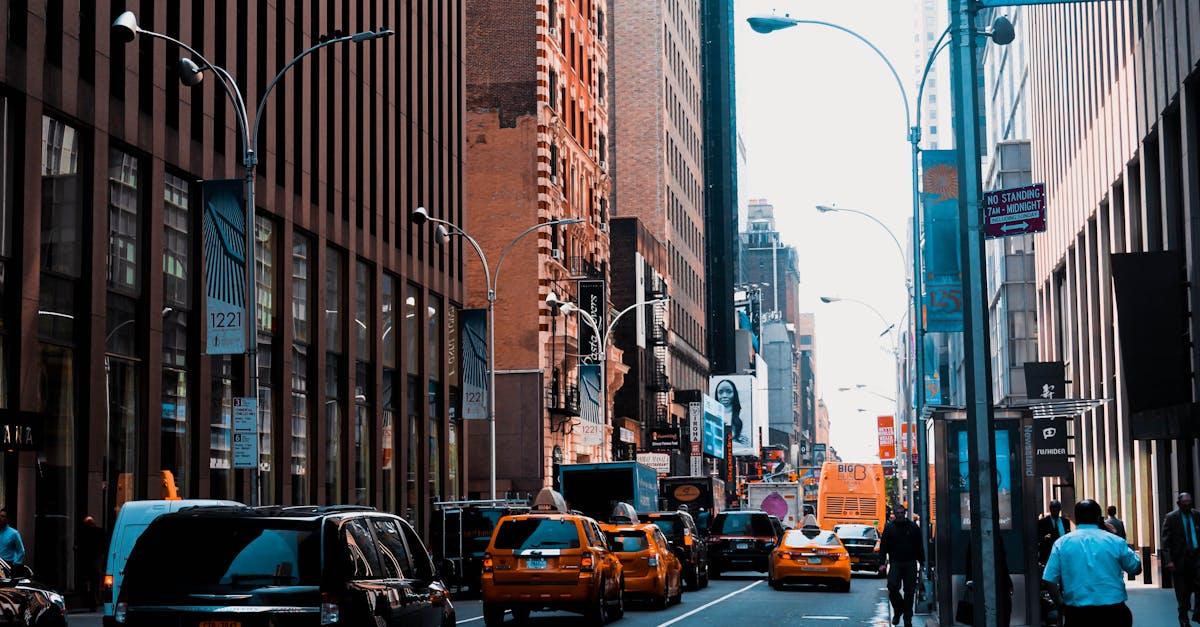 découvrez notre service de taxis rapide et fiable, disponible 24/7 pour tous vos déplacements. réservez votre course en quelques clics et profitez d'un trajet confortable et sécurisé.