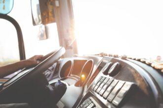 découvrez nos solutions de transport adaptées à vos besoins, qu'il s'agisse de livraison rapide, de transport de marchandises ou de services logistiques. bénéficiez d'un service fiable et efficace pour vos déplacements professionnels et privés.