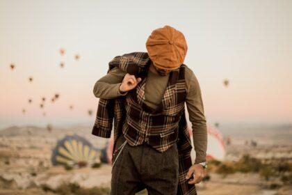 découvrez ürgüp, une charmante ville de la cappadoce, célèbre pour ses paysages uniques, ses formations rocheuses féeriques et son riche patrimoine historique. explorez ses vignobles, ses maisons troglodytes et profitez d'activités fascinantes dans un cadre enchanteur.