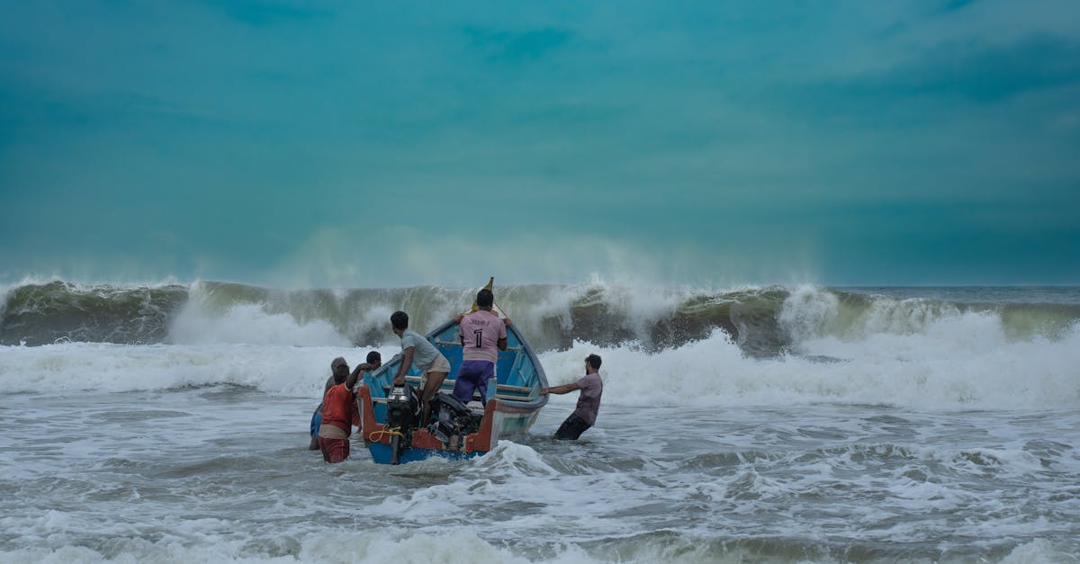 découvrez les plages enchanteresses de yalıkavak, où le sable doré rencontre les eaux turquoise de la mer égée. profitez d'activités nautiques, de restaurants en bord de mer et d'une atmosphère relaxante dans ce charmant village balnéaire.