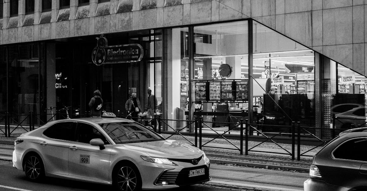 découvrez les tarifs des taxis, les facteurs qui influencent les prix et les astuces pour optimiser vos trajets en taxi. comparez les prix et planifiez vos déplacements facilement.